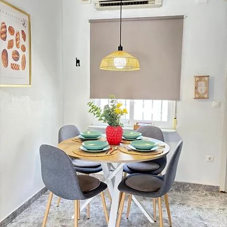 Cozy Retreat In A Quiet Area Torrevieja